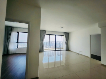 apartment for rent at the view with 3 bedrooms and an open airy view