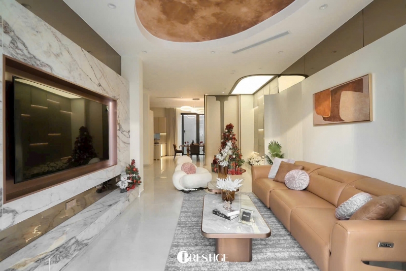 ban biet thu moi 100  tai nam thong  ?? phu my hung   full noi that cao cap co thang may