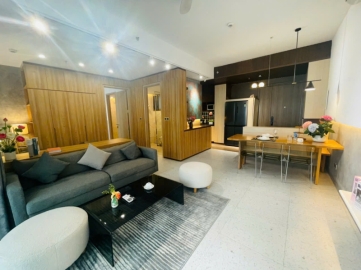 bright 2 bedroom apartment for rent in midtown with a modern layout and dedicated parking