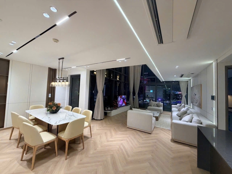 cho thue duplex the metropole opera 4 phong ngu full noi that view song cuc dep