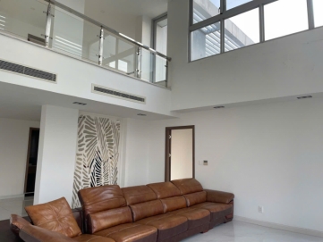 cho thue penthouse star hill phu my hung 4 phong ngu san thuong rong view toan canh