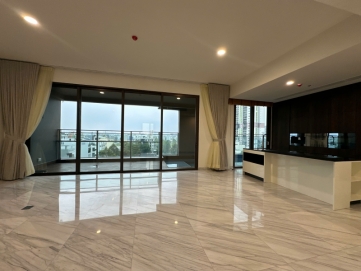 define apartment for sale 3 bedrooms with private pool and large garden