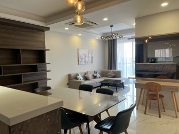 elegant 3 bedroom residence at midtown for sale river view home