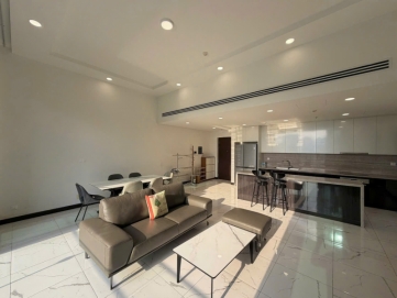 empire city linden apartment for rent with high ceiling and stunning river view