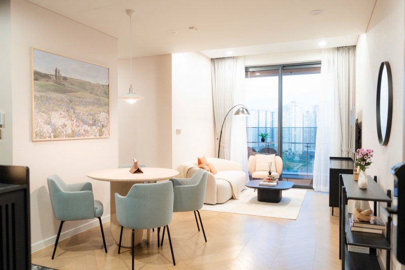 lumiere riverside apartment for sale  ?? 2 bedrooms pool view fully furnished