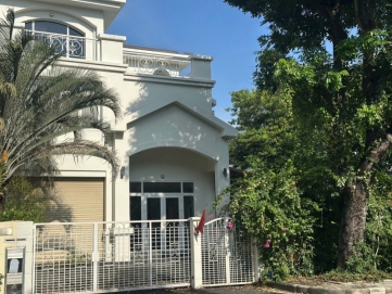 luxury 3 bedroom villa for sale at my gia 1 with spacious private garden