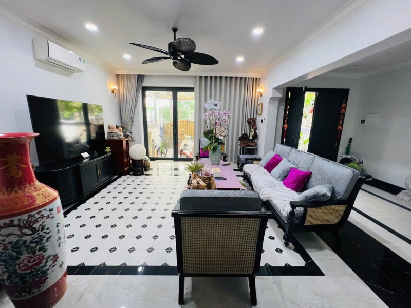 luxury villa for sale in my thai  ?? phu my hung fully furnished premium living space in a prestigious community