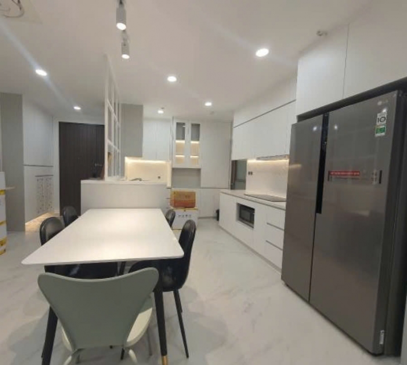 midtown 3 bedroom river view apartment for sale with full furnishings and parking