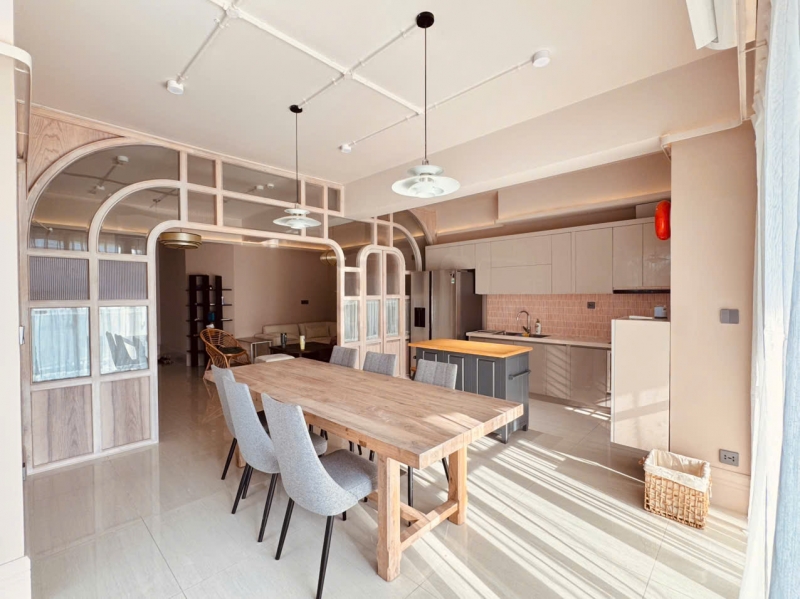 riverpark premier apartment for rent 3 bedroom pool and river view bright spacious layout