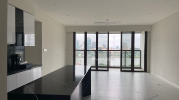the metropole 4 bedroom apartment for rent with direct river view