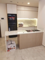 ban can ho 2 phong ngu tai cardinal court full noi that view thoang co cho dau xe