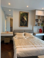 ban can ho midtown 2pn can goc full noi that co o xe so hong