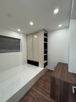 ban can ho midtown 3 phong ngu can goc moi 100  voi khong gian thoang mat