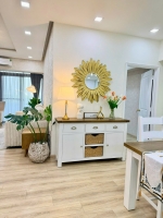 large garden apartment for sale at garden court