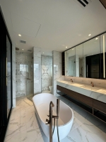 4 bedroom apartment at the crest metropole with river and ba son bridge view