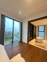 cho thue can ho 3 phong ngu noi that cao cap view song tai the metropole crest