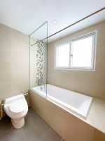 cho thue can ho happy valley 2pn   phong tra noi that sang trong view cong vien