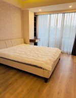 cho thue can ho hung phuc 2 phong ngu full noi that hien dai co ban cong rong