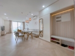 midtown 2 bedroom 2 bathroom fully furnished corner apartment open view with parking for rent
