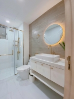 midtown 2 bedroom 2 bathroom fully furnished corner apartment open view with parking for rent