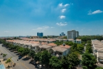 bright 2 bedroom apartment for rent at midtown with open view