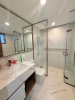 elegant 3 bedroom apartment for rent at midtown with premium furniture and private parking