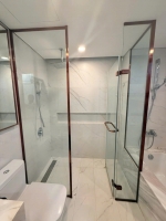 elegant 3 bedroom apartment for rent at midtown with premium furniture and private parking