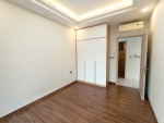 refined 3 bedroom apartment for rent at midtown with river view and basement parking