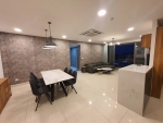 riverpark premier 3 bedroom fully furnished apartment with parking for rent