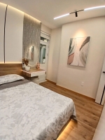 beautifully decorated 2 bedroom apartment at sky garden fully furnished with garden