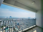 apartment for rent at the view with 3 bedrooms and an open airy view