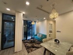 beautiful 2 bedroom apartment for rent at vinhomes golden river with bathtub