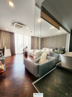 cho thue penthouse midtown view song 255m2 4pn